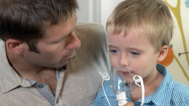 Asthma: Helping a Young Child Take Medicine