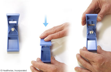 How to use a pill splitter